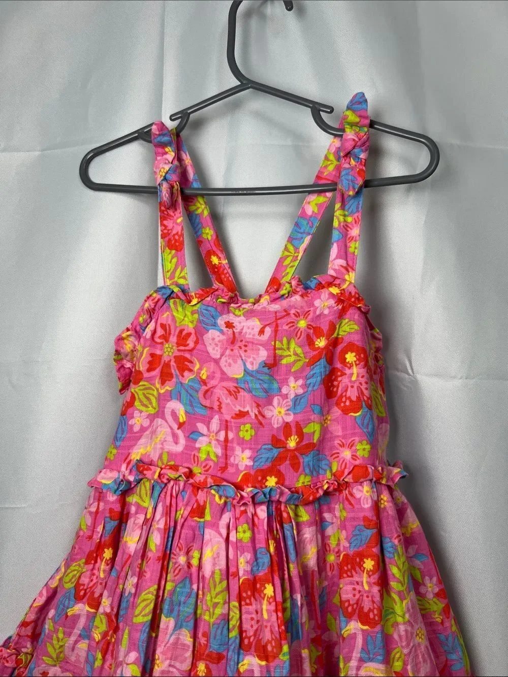 Etta Vee excellent preowned